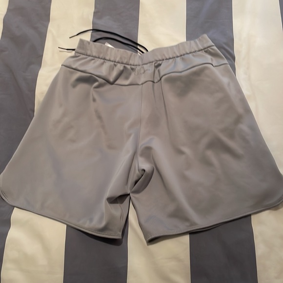 Men’s Adidas Shorts - Picture 2 of 10